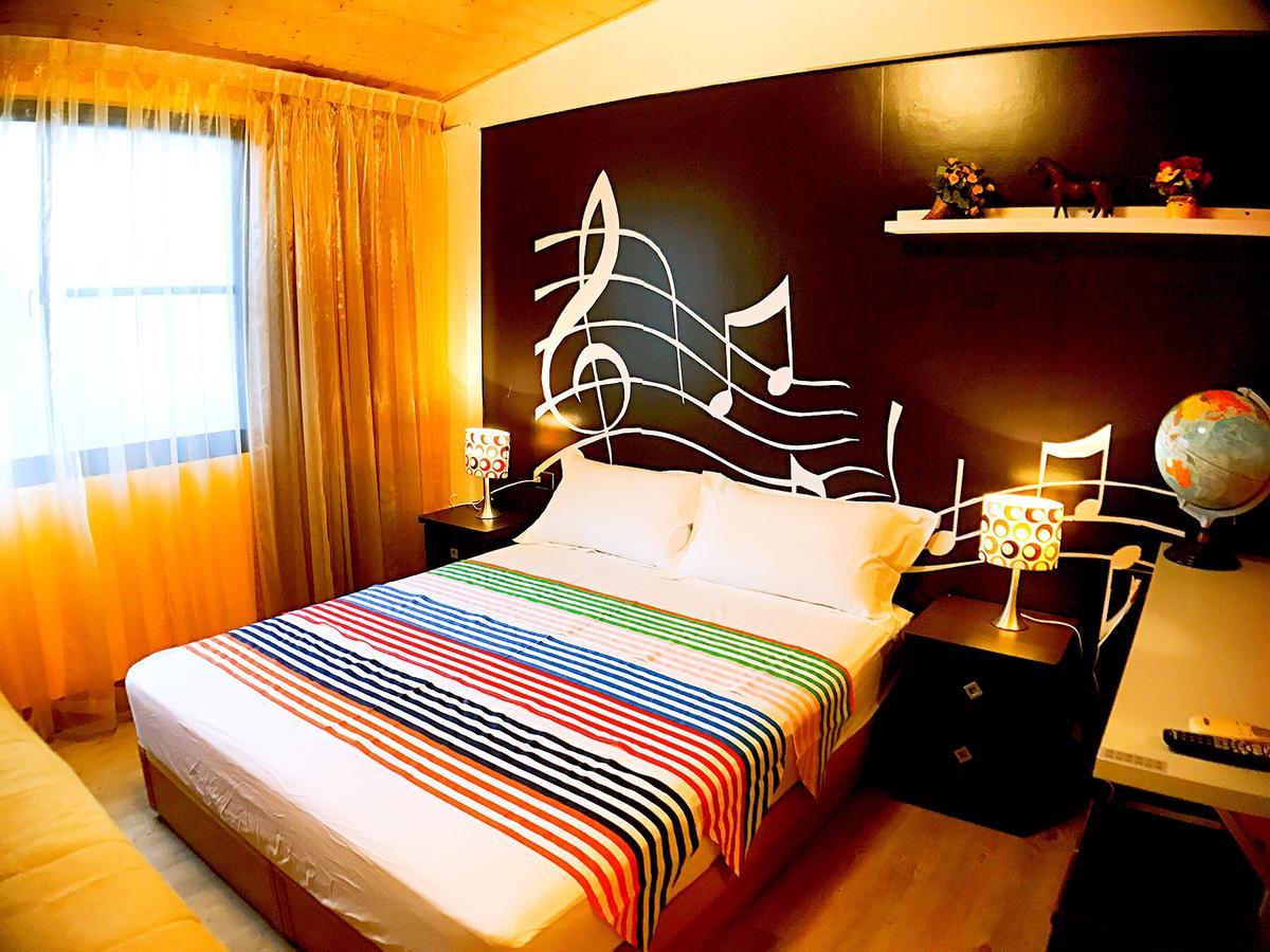Kk B&B Тайнан Екстериор снимка